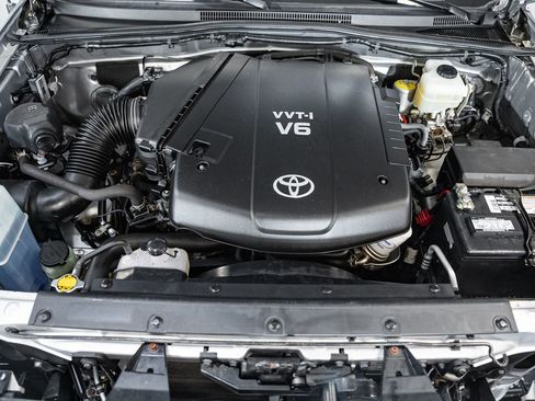 Used 2013 Toyota Tacoma Base w/ TRD Off-Road Pkg image 18