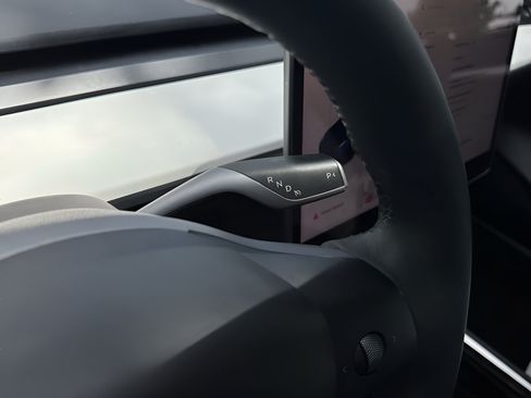 Used 2023 Tesla Model 3 Standard Range RWD image 15