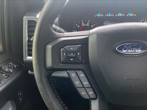 Used 2015 Ford F150 XLT w/ Equipment Group 302A Luxury AWD/4WD image 24