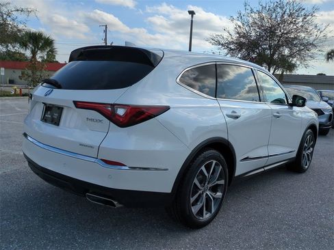 Certified 2023 Acura MDX SH-AWD w/ Technology Package image 4