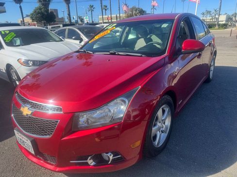 Used 2012 Chevrolet Cruze LT w/ RS Package image 2
