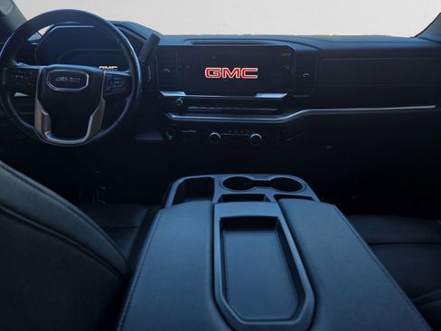 Used 2024 GMC Sierra 3500 SLT image 12