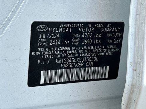 Used 2025 Genesis G70 2.5T w/ Sport Prestige Package image 33