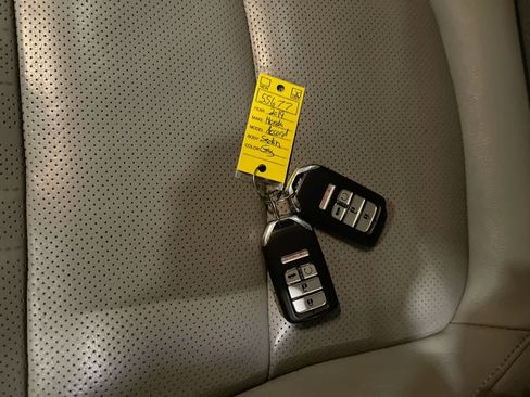 Used 2019 Honda Accord EX-L image 27