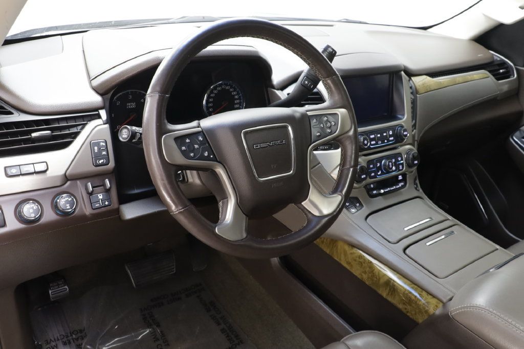 Used 2017 GMC Yukon Denali w/ Open Road Package AWD/4WD image 7