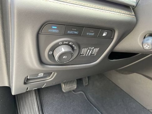 Used 2022 Jeep Grand Cherokee Summit AWD/4WD image 27