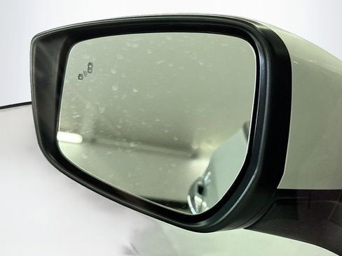 Used 2023 Nissan Leaf S FWD image 16