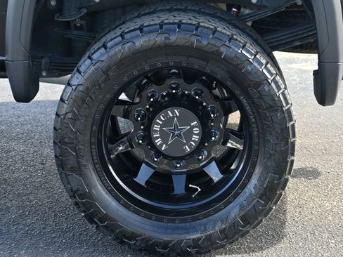 Used 2024 GMC Sierra 3500 Denali Ultimate image 39