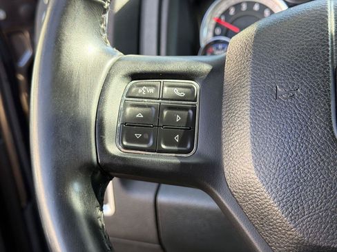 Used 2018 RAM 1500 Big Horn RWD image 34