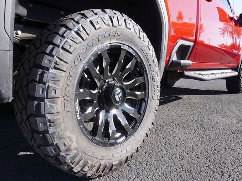 New 2025 GMC Sierra 2500 AT4 w/ Max Trailering Package image 6