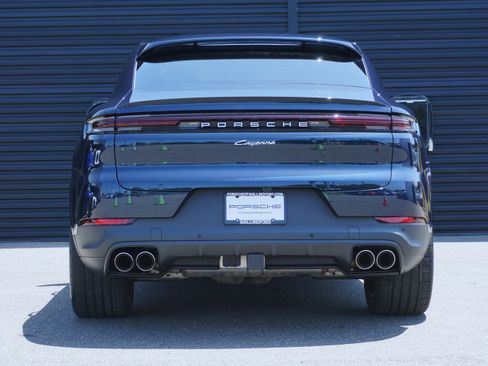 Certified 2026 Porsche Cayenne Coupe AWD/4WD image 7