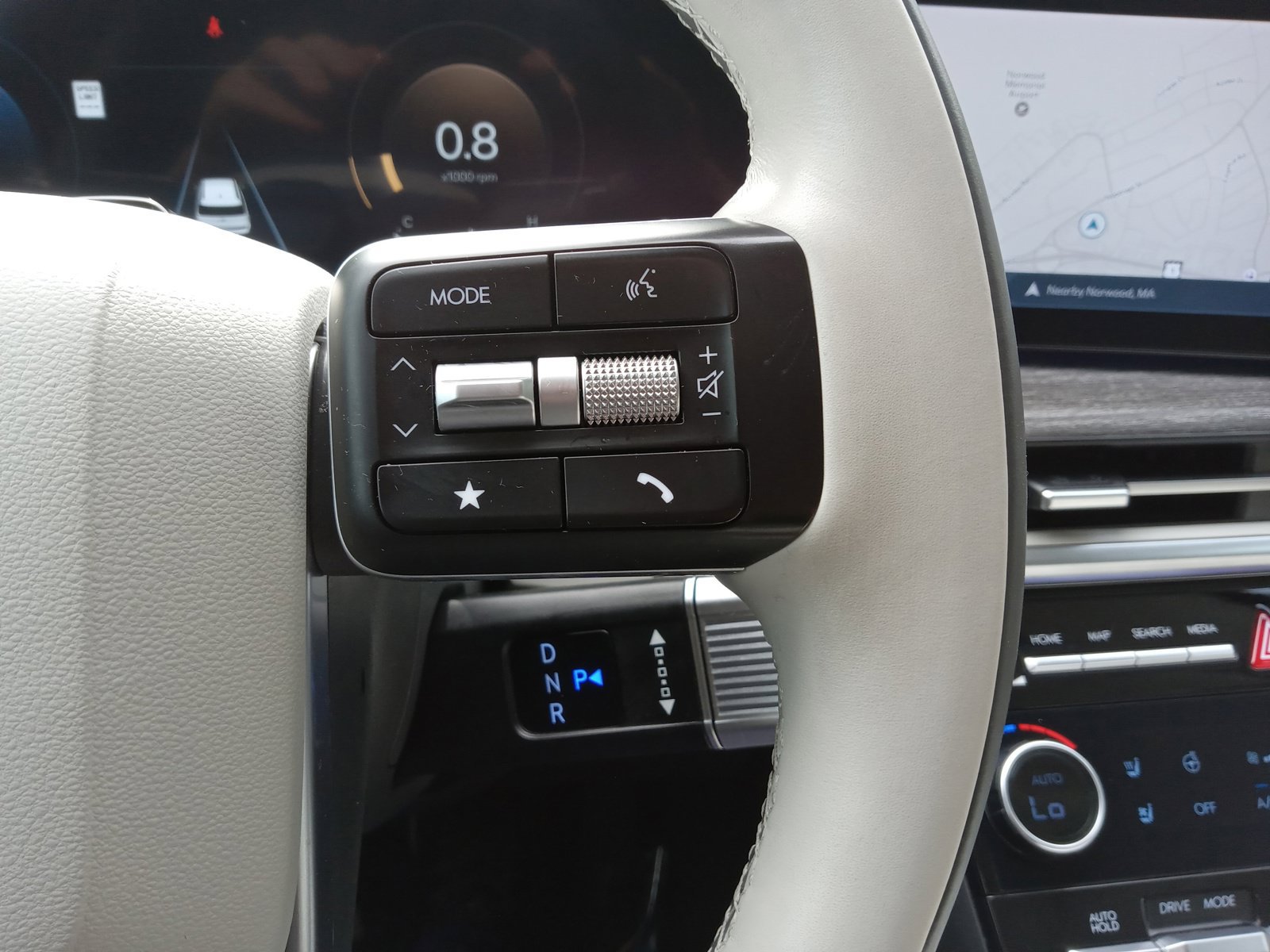 Used 2025 Hyundai Santa Fe Calligraphy AWD/4WD image 23