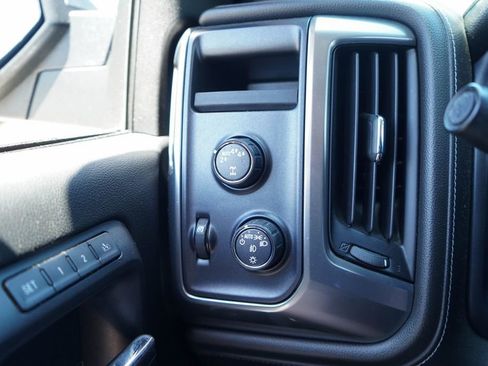 Used 2017 Chevrolet Silverado 1500 LTZ Z71 w/ LTZ Plus Package AWD/4WD image 31