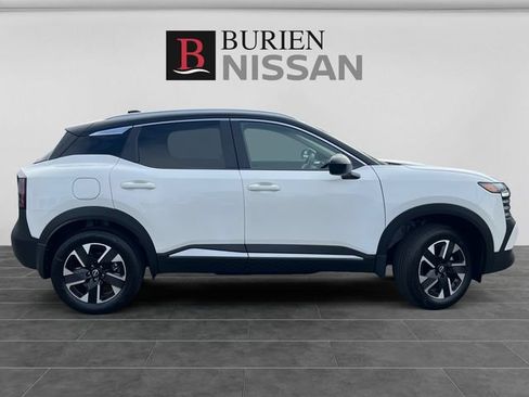 New 2026 Nissan Kicks SV w/ SV Premium Package AWD/4WD image 6