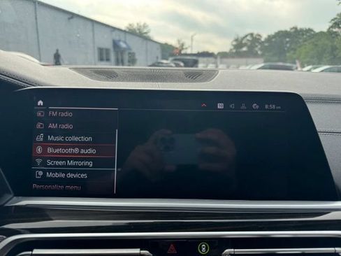 Used 2019 BMW X7 xDrive50i w/ M Sport Package AWD/4WD image 14