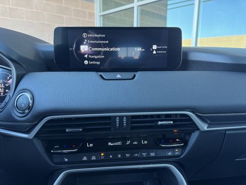 Used 2024 MAZDA CX-90 Plug-In Hybrid w/ Premium Pkg image 21