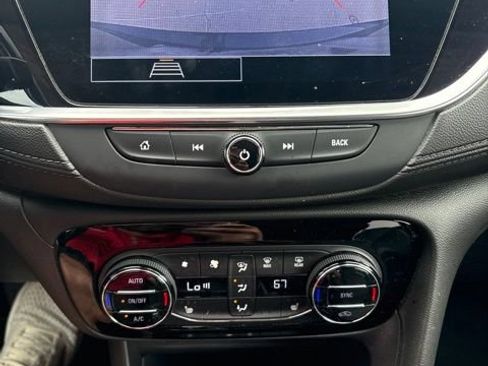 Used 2021 Buick Encore GX Select w/ Experience Buick Package FWD image 10