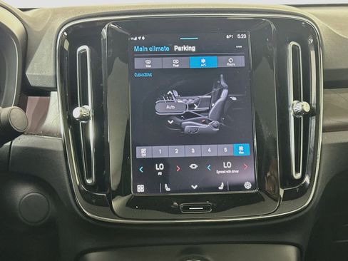Used 2023 Volvo C40 P8 Recharge Plus AWD/4WD image 24