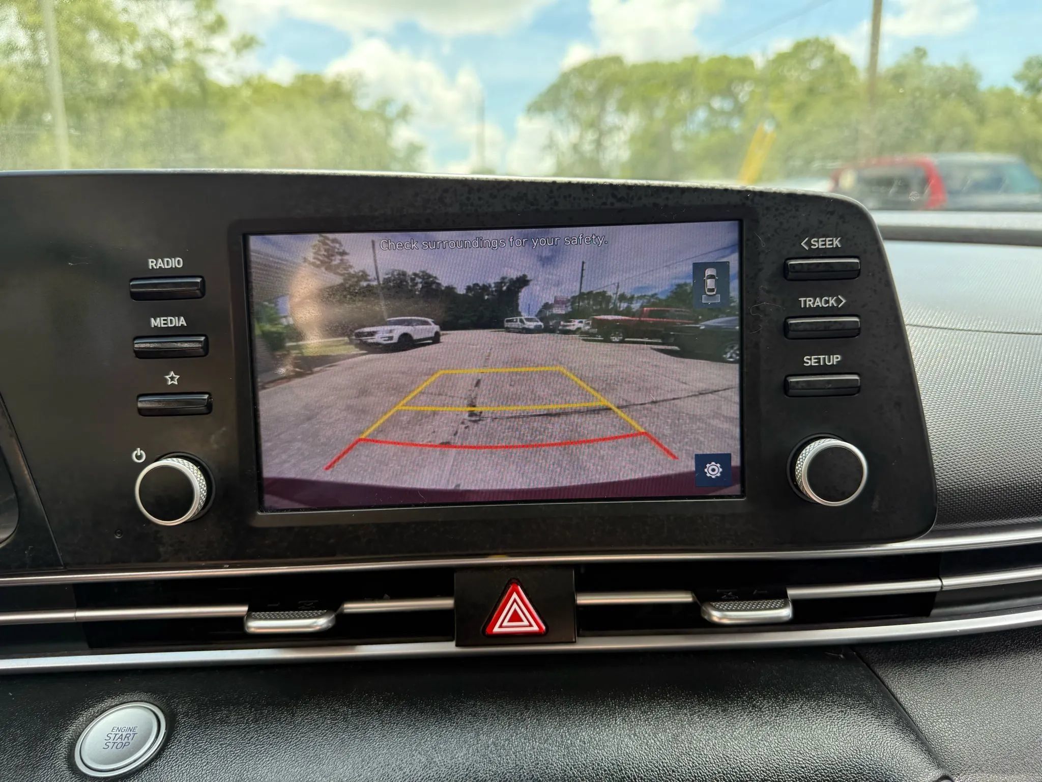 Used 2021 Hyundai Elantra SEL FWD image 25