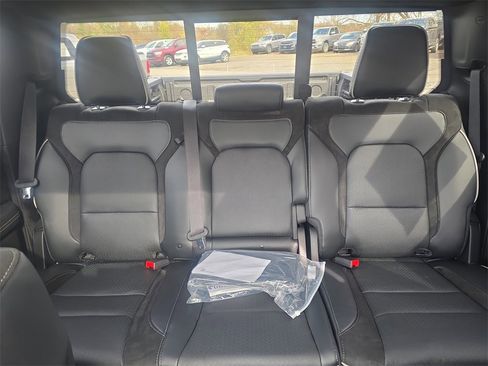 New 2026 RAM 1500 Laramie w/ Night Edition image 24