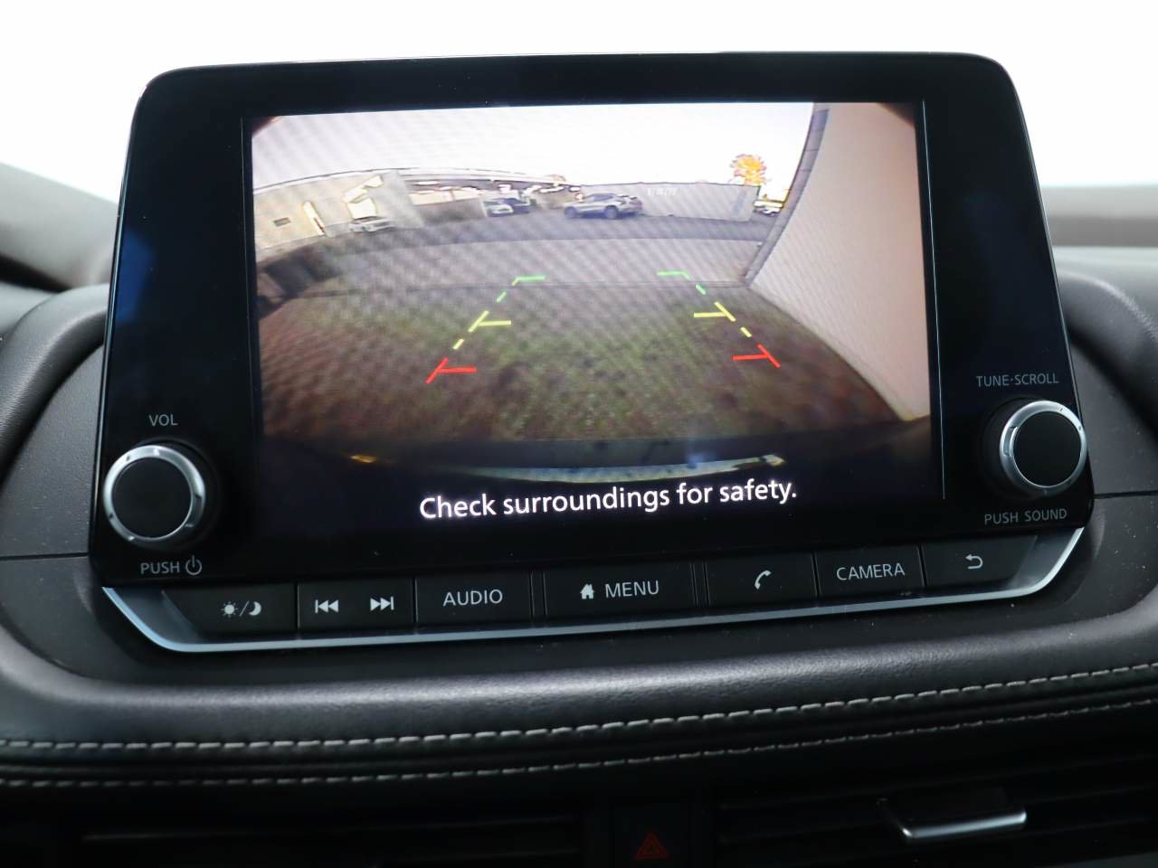 Used 2023 Nissan Rogue S AWD/4WD image 12