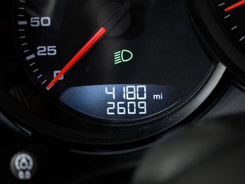 Used 2024 Porsche 718 Boxster GTS image 12