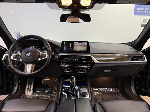 Used 2019 BMW 530i w/ M Sport Package RWD image 27