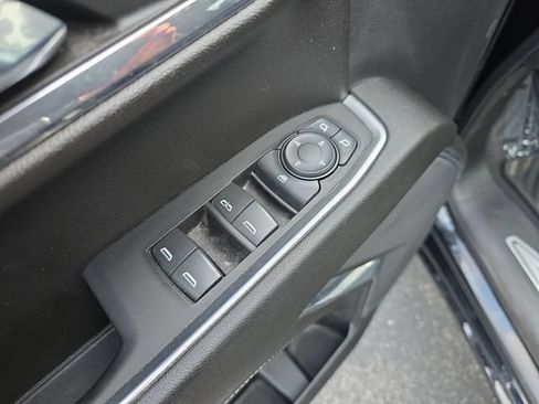 Certified 2023 Chevrolet Silverado 1500 LT AWD/4WD image 11
