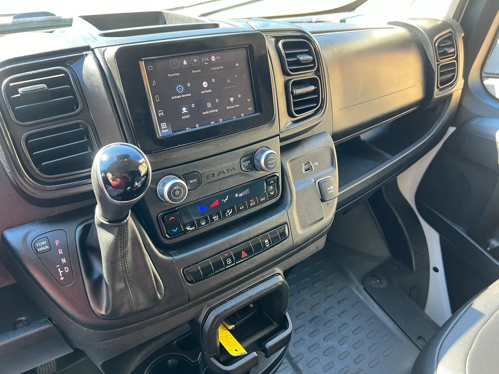 Used 2025 RAM ProMaster 3500 w/ Convenience Group FWD image 25