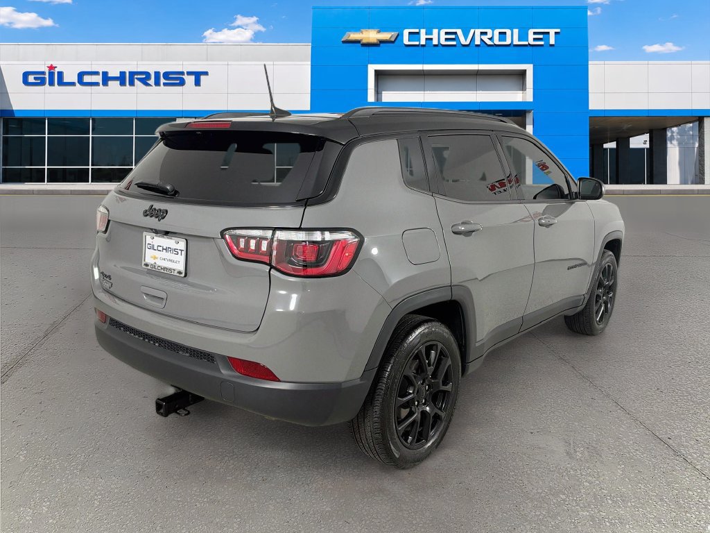 Used 2023 Jeep Compass Latitude AWD/4WD image 8