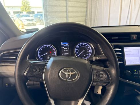 Used 2020 Toyota Camry LE FWD image 21