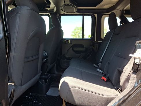 Used 2023 Jeep Wrangler Unlimited Sport AWD/4WD image 12
