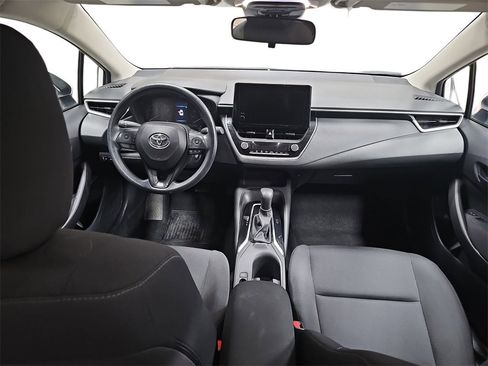 Used 2024 Toyota Corolla LE image 9