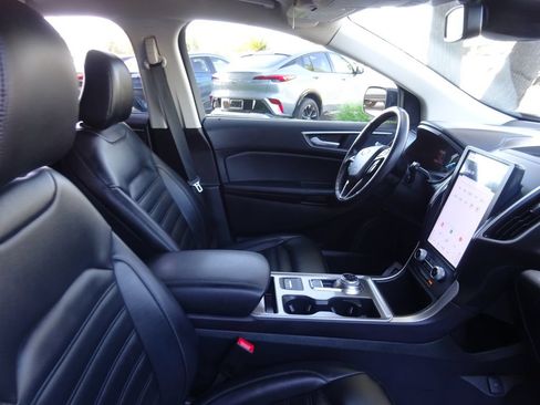 Used 2023 Ford Edge SEL w/ Convenience Package AWD/4WD image 16