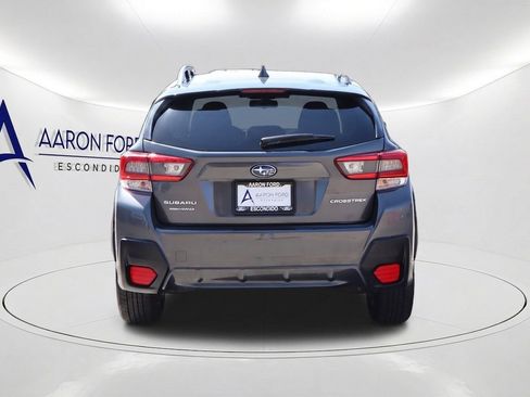 Used 2020 Subaru Crosstrek 2.0i Premium w/ Moonroof Package 1 AWD/4WD image 5