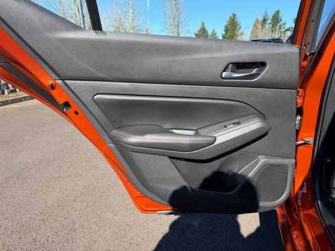 Used 2021 Nissan Altima 2.5 SR w/ SR Premium Package image 29