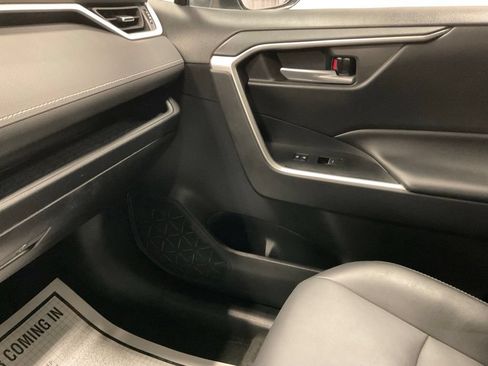 Used 2023 Toyota RAV4 XLE Premium AWD/4WD image 24
