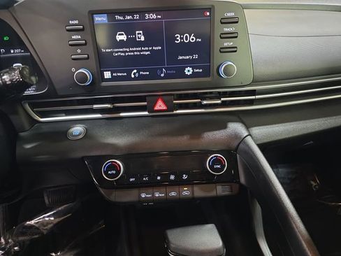 Used 2021 Hyundai Elantra SEL w/ Cargo Package image 21
