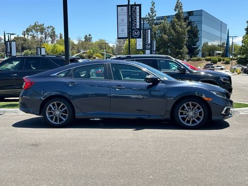 Used 2021 Honda Civic EX-L image 2