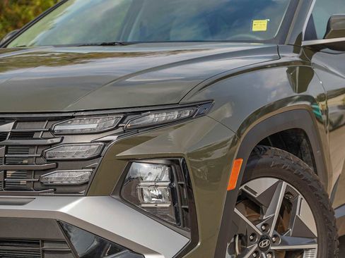 Used 2025 Hyundai Tucson SEL image 3