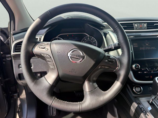 Used 2021 Nissan Murano SV AWD/4WD image 16