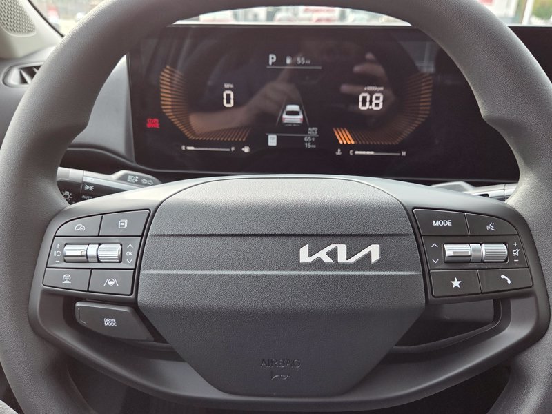 New 2026 Kia K4 FWD image 24