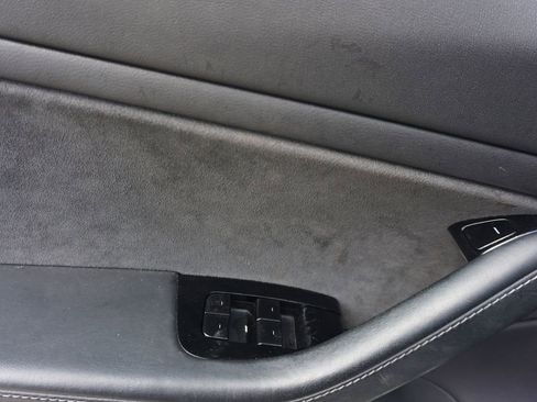 Used 2019 Tesla Model 3 Standard Range RWD image 4