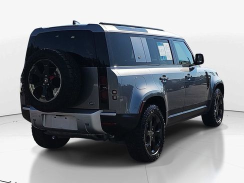 Used 2023 Land Rover Defender 110 SE AWD/4WD image 6
