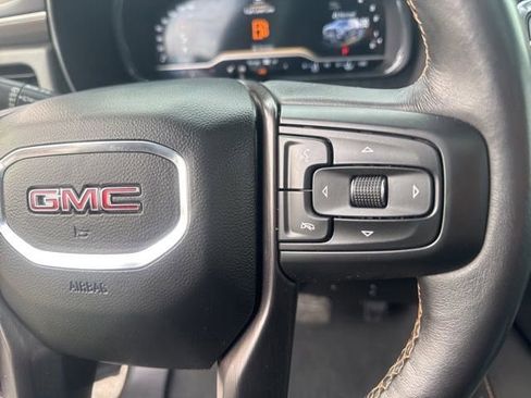 Used 2022 GMC Yukon AT4 image 16