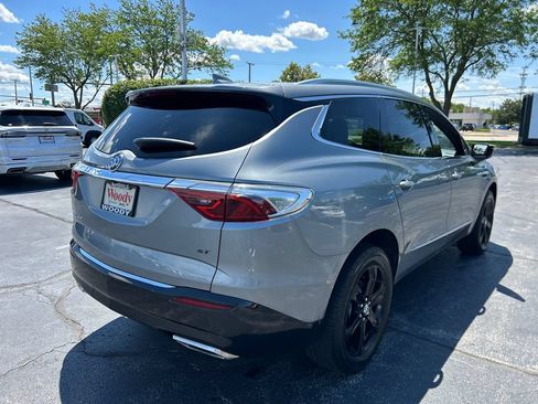 Certified 2024 Buick Enclave Essence w/ Experience Buick Package FWD image 8