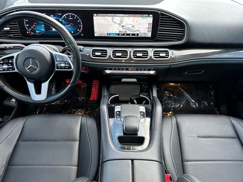 Used 2020 Mercedes-Benz GLE 350 4MATIC image 3