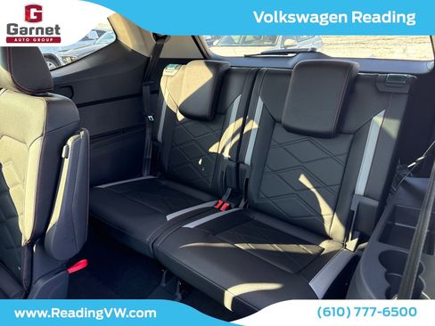 New 2026 Volkswagen Atlas Peak Edition image 14