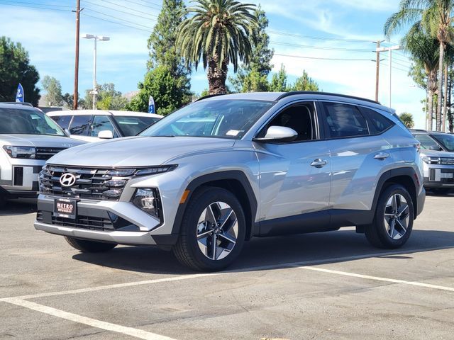 New 2026 Hyundai Tucson SEL Plus FWD image 2