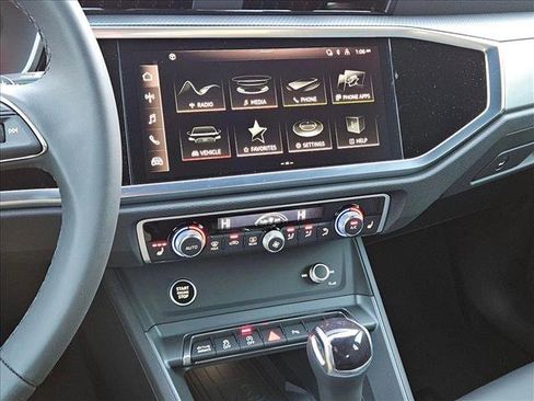 New 2025 Audi Q3 2.0T Premium w/ Convenience Package image 12